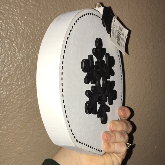 ADAMS & Co. - Picture 3 of 7